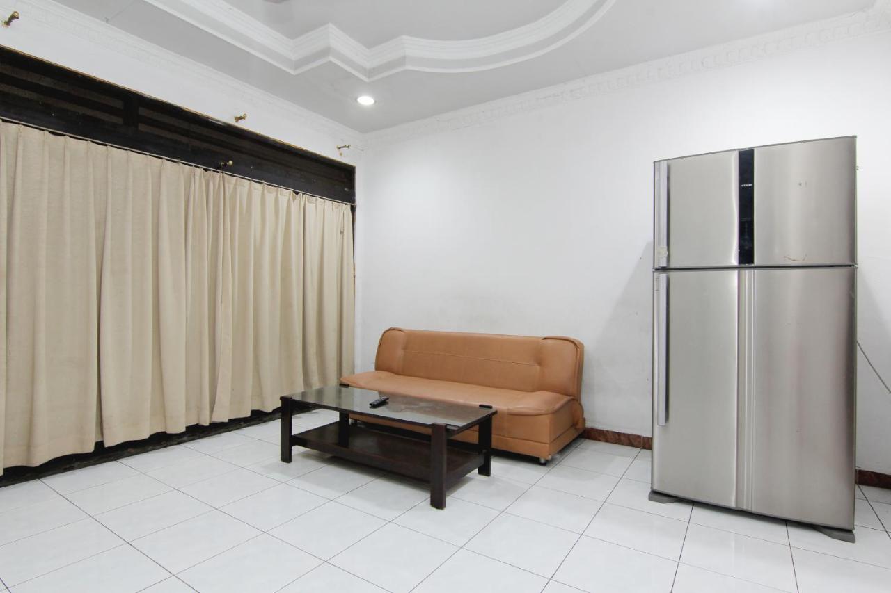 Arjuna Hostel Semarang Exteriér fotografie