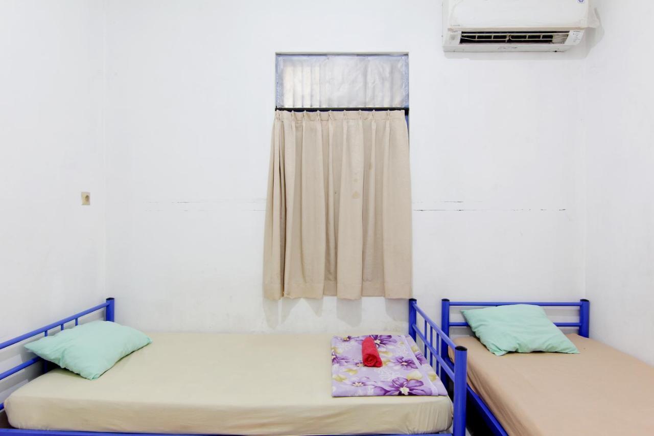 Arjuna Hostel Semarang Exteriér fotografie